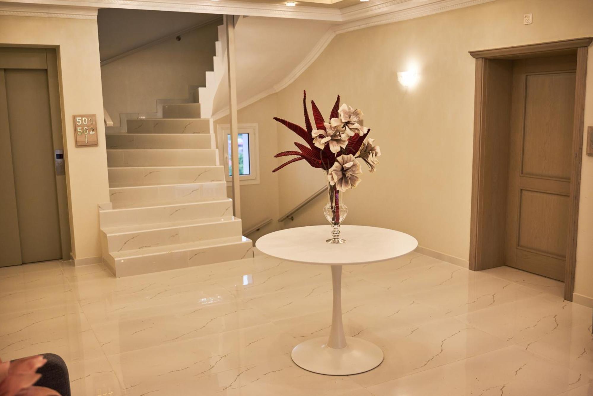 Aparthotel Famissi Sofita 7 à Kalambaka Extérieur photo